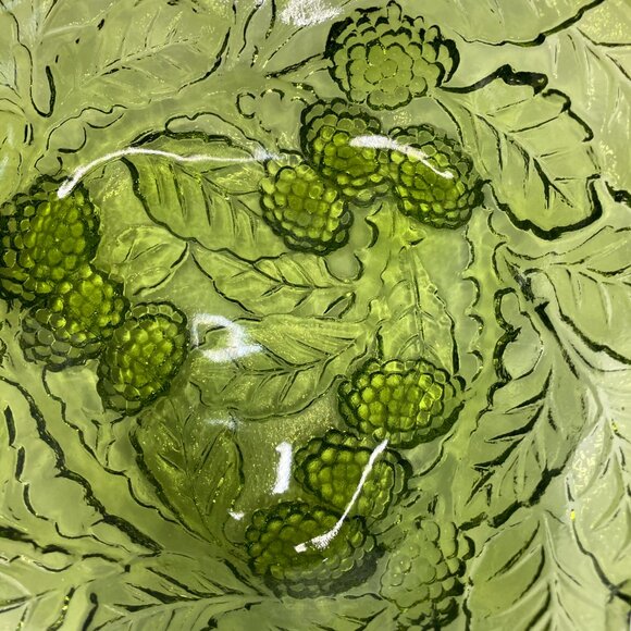Indiana Green Glass Loganberry and Leaf Pattern Vintage Candy Dish - Bowl - Picture 4 of 10